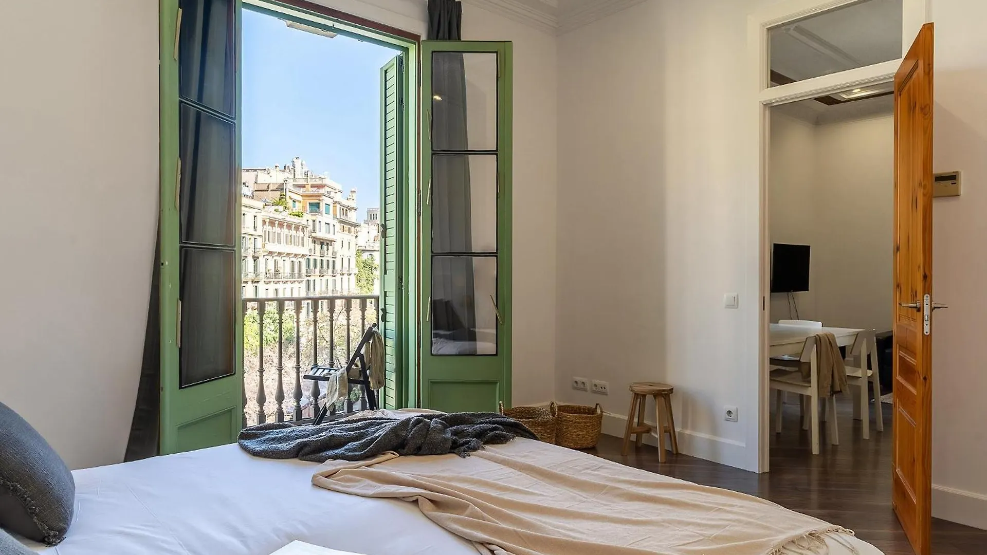 Canela Homes Barcelona Family location
