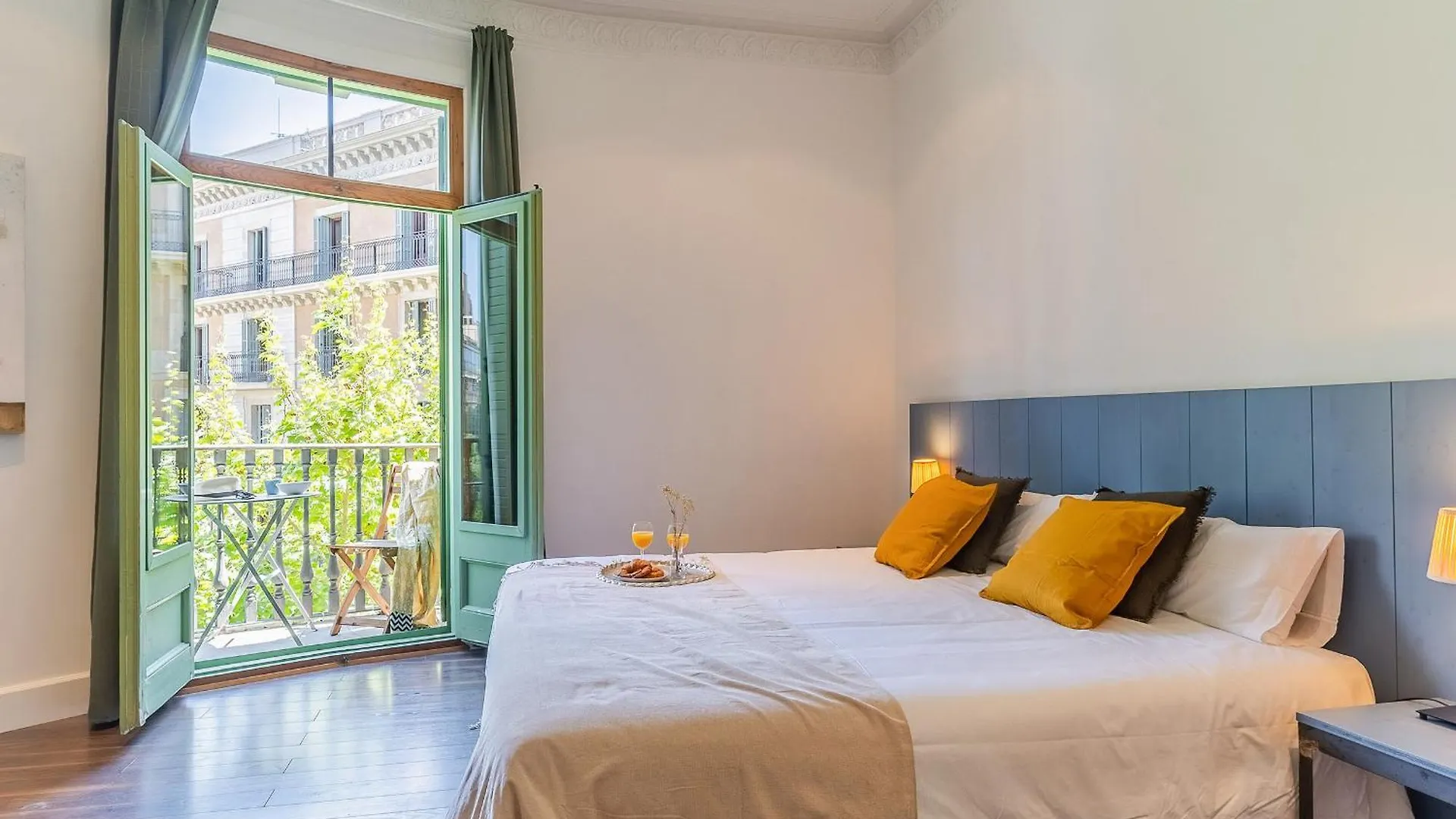 Canela Homes Barcelona Family